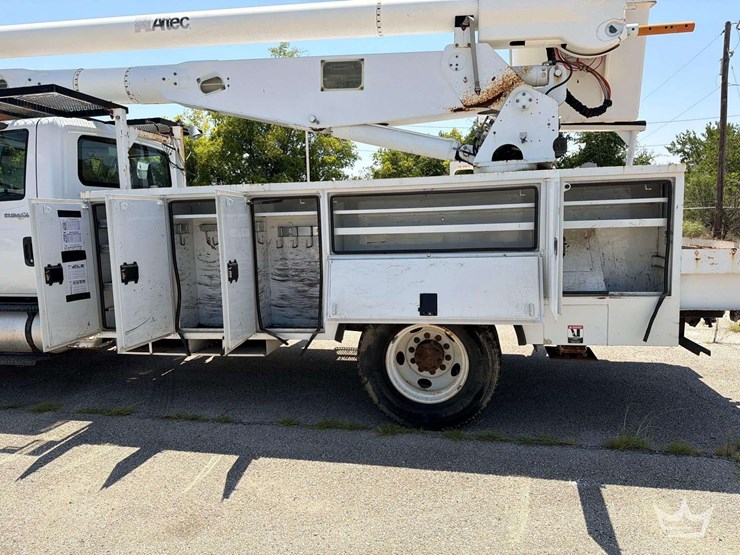 2013-international-durastar-4300-image-29