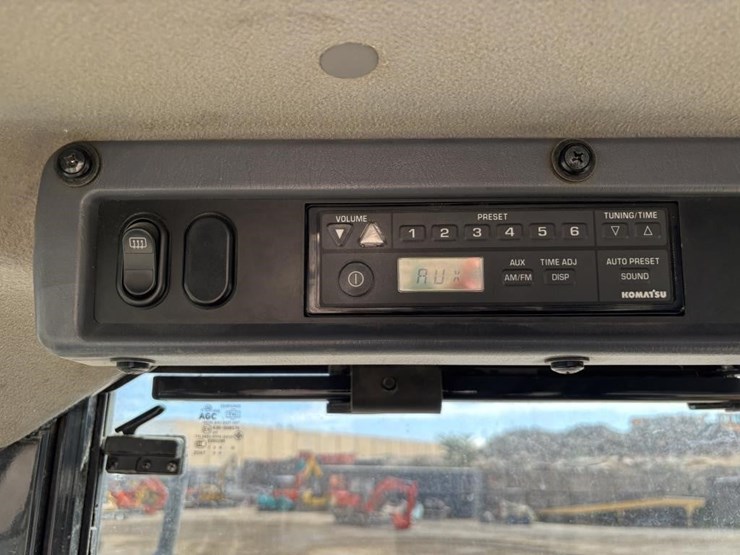 2019-komatsu-wa200-8-image-40