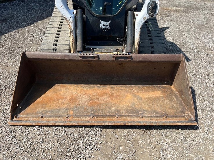 2022-bobcat-t76-image-10