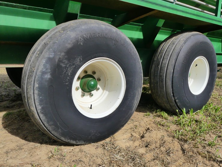 2021-chandler-manure-spreader-image-6