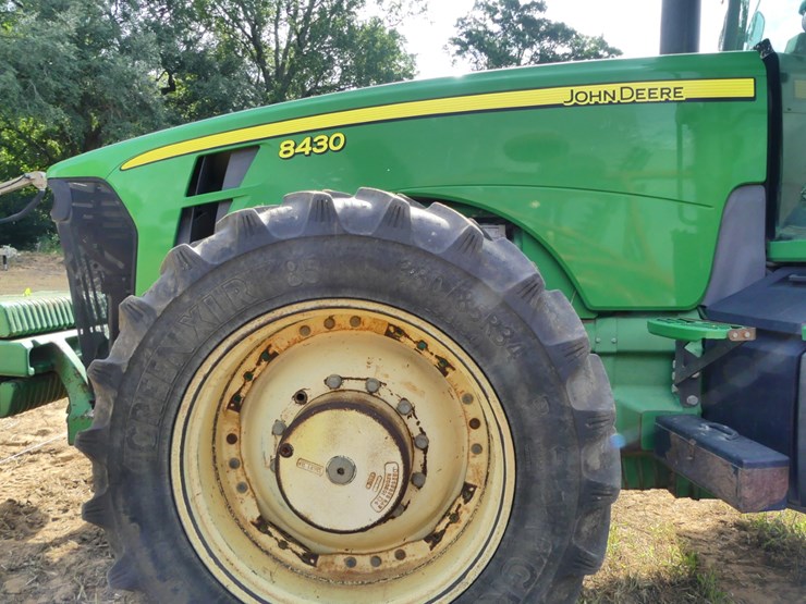 2008-john-deere-8430-image-11