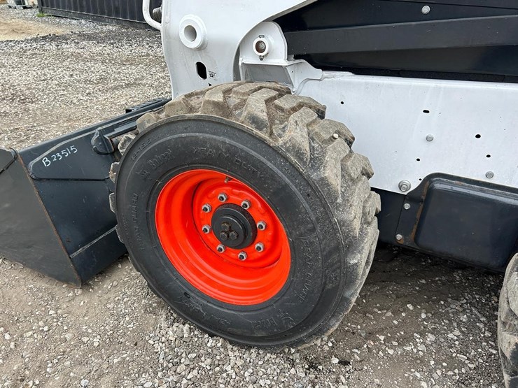 2024-bobcat-s650-image-16