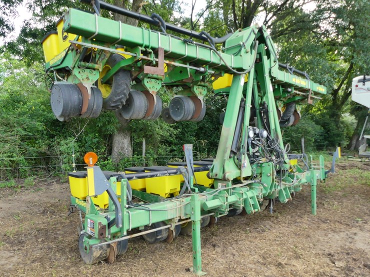 john-deere-1720-image-2