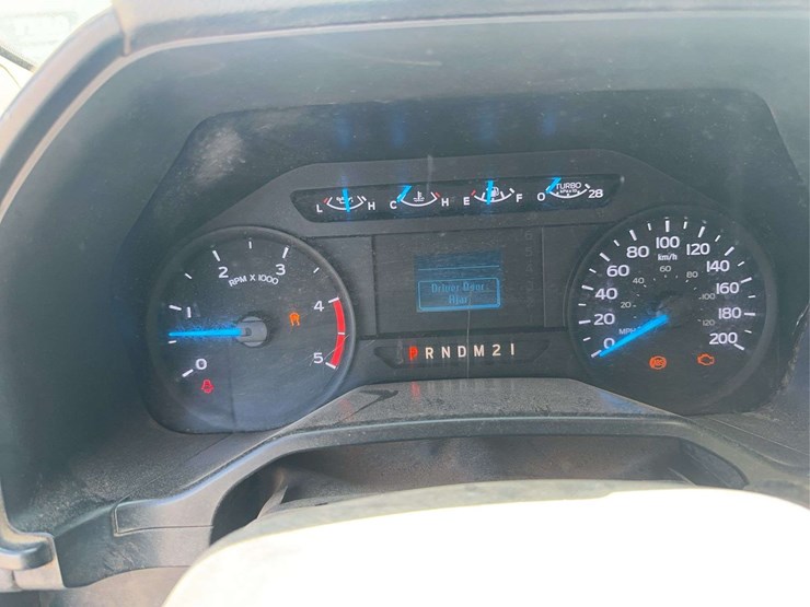 2017-ford-f450-xl-image-26