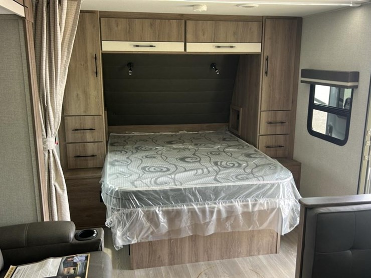 #140-•-2025-grand-design-imagine-xls-22mle-camper-image-64