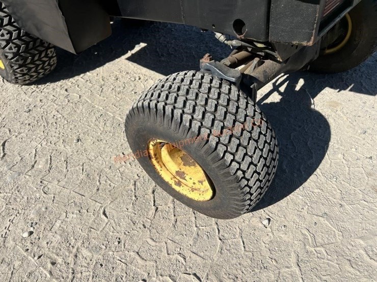 john-deere-f1145-image-10