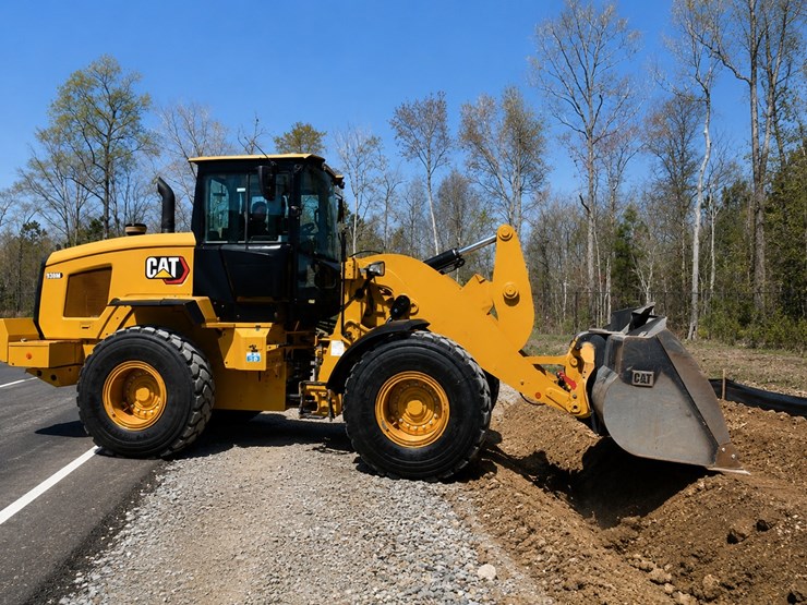 2020-caterpillar-938m-image-1