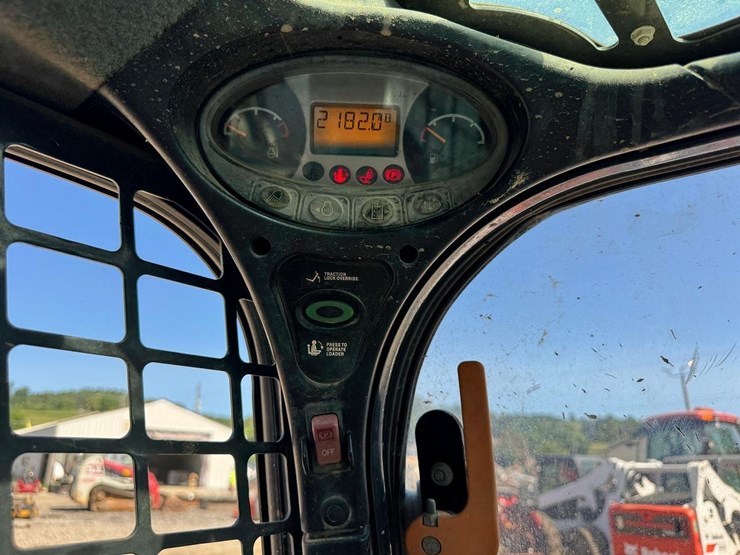 bobcat-t590-image-22