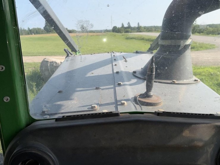 2015-deere-648l-image-52