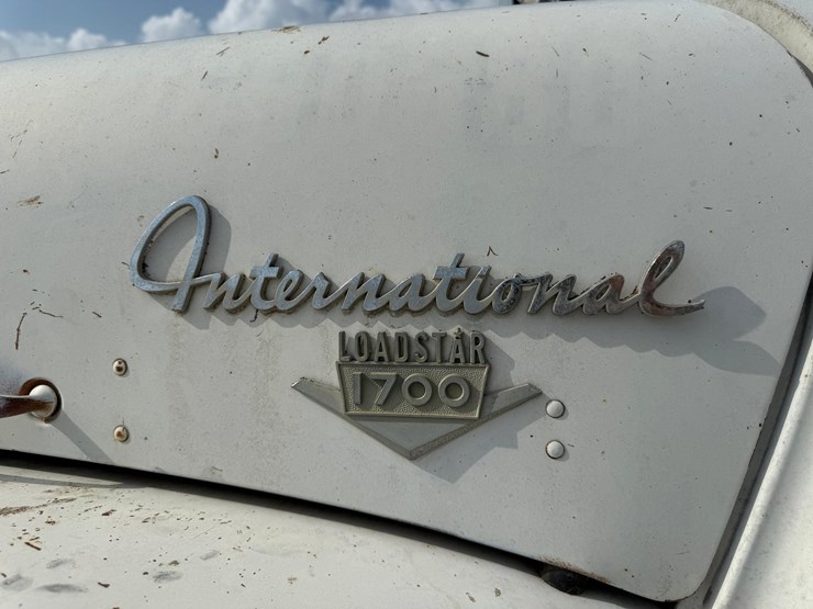 1971-international-loadstar-image-26
