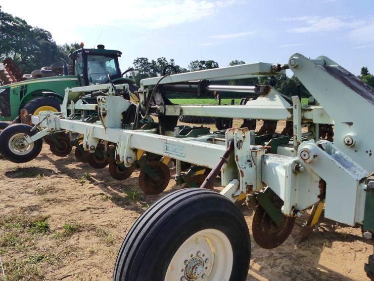 kmc-12-row-hydraulic-fold-rip-strip-rig-image-7
