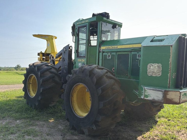 2012-deere-843k-image-3