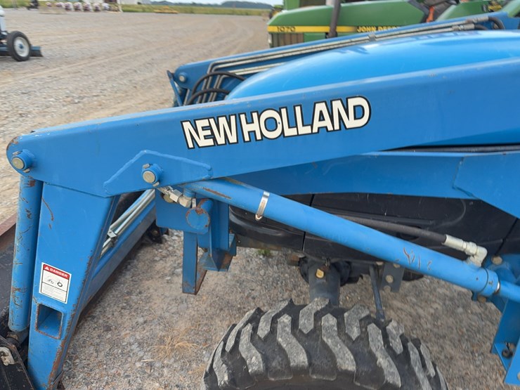 new-holland-7308-image-23