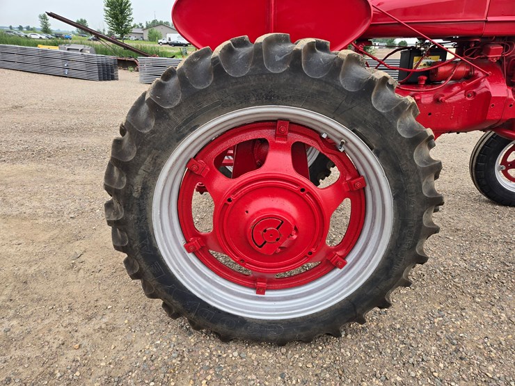 1939-farmall-super-hv-tractor-image-15