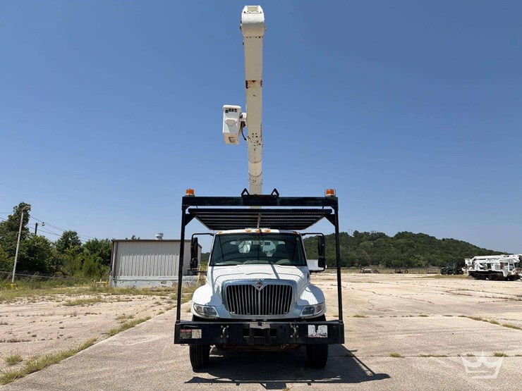 2013-international-durastar-4300-image-3