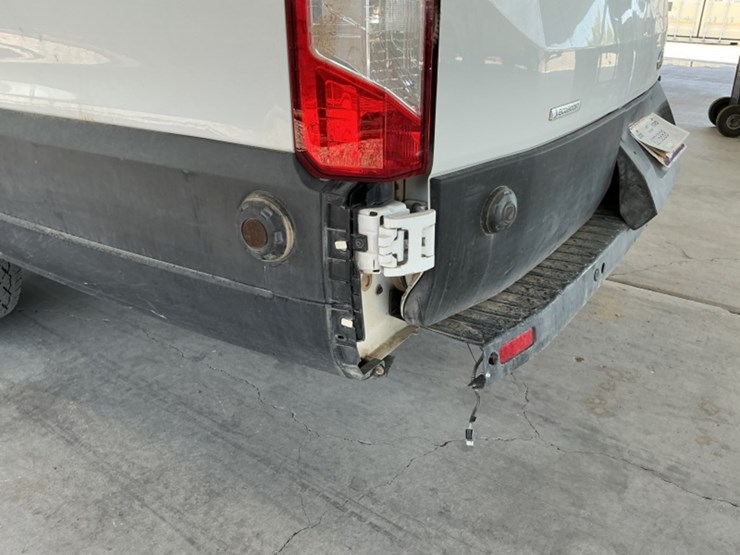 2020-ford-transit-image-13