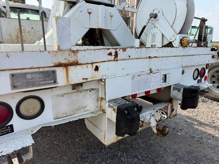 2007-international-durastar-4300-image-12