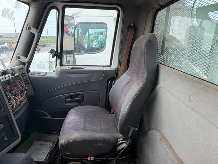 2012-international-transtar-8600-image-50