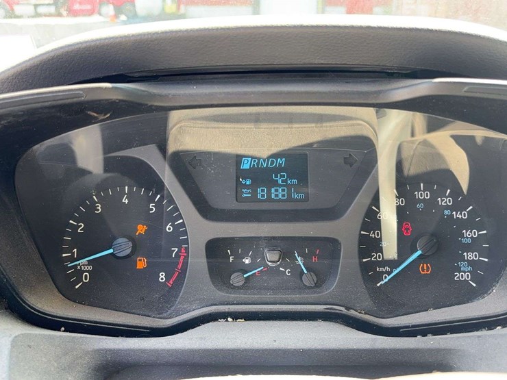 2017-ford-transit-image-10