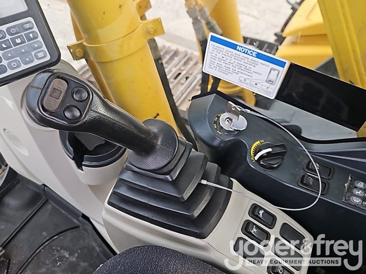 2017-kobelco-sk170-lc-image-37