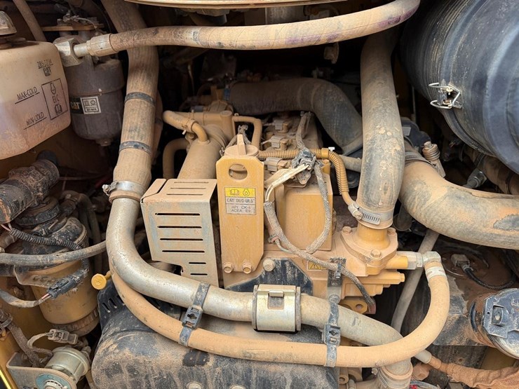 2022-caterpillar-259d3-image-31
