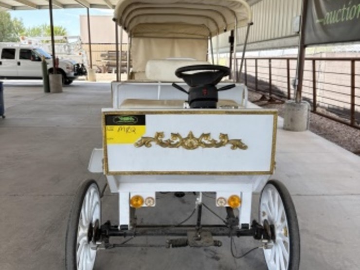 2024-meco-mc-e-electric-carriage-image-3