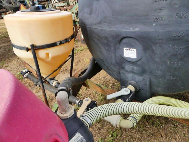 vans-pt-1000-gal-nurse-tank-image-8