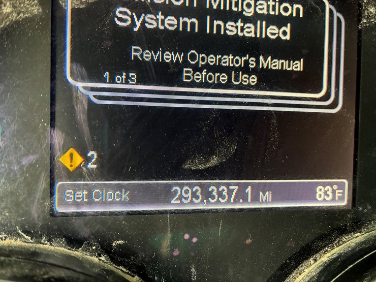 2020-peterbilt-567-image-16