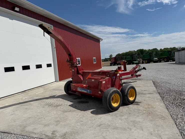 2015-new-holland-fp230-image-8