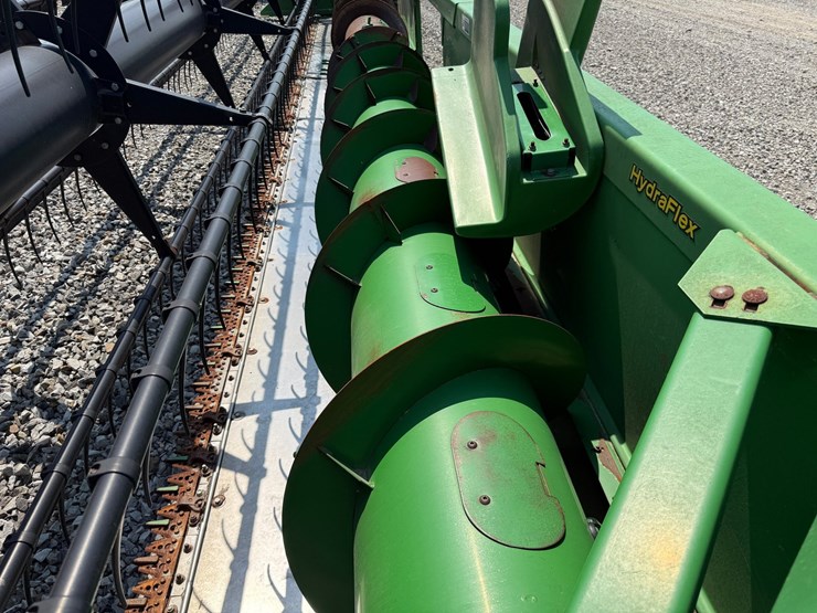 john-deere-630f-image-22