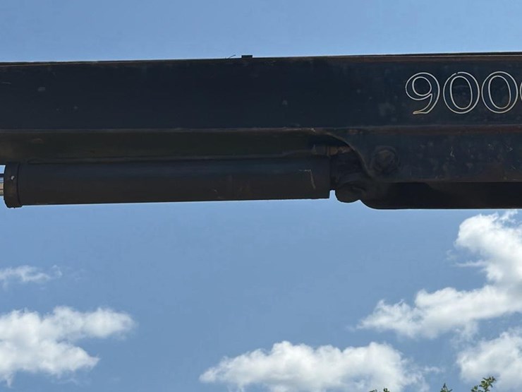 #127-•-2015-kenworth-log-truck-image-17