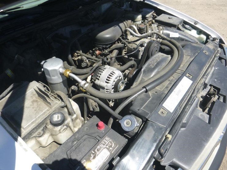 2003-chevrolet-s10-image-9