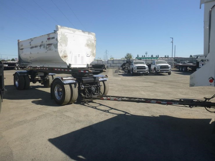 2020-western-star-4900sf-image-30