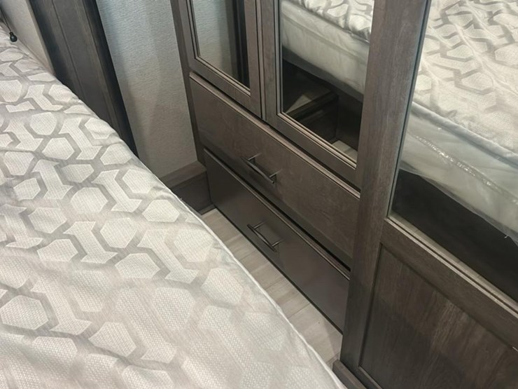 #139-•-2022-grand-design-solitude-310gk-camper-image-83