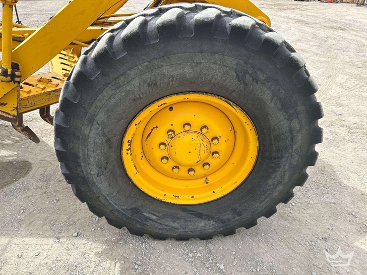 2002-caterpillar-120h-image-33