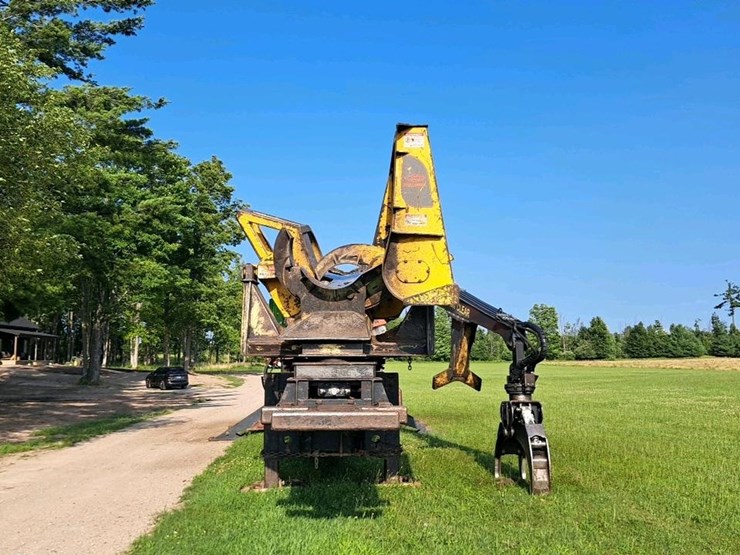 2016-deere-437e-image-8