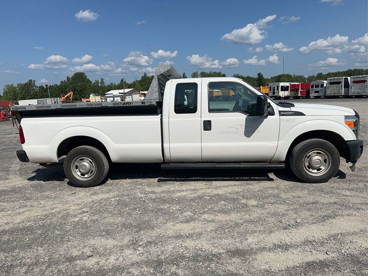 2014-ford-f250-xl-image-4