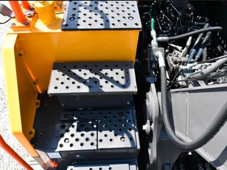 2022-volvo-ec250el-image-8