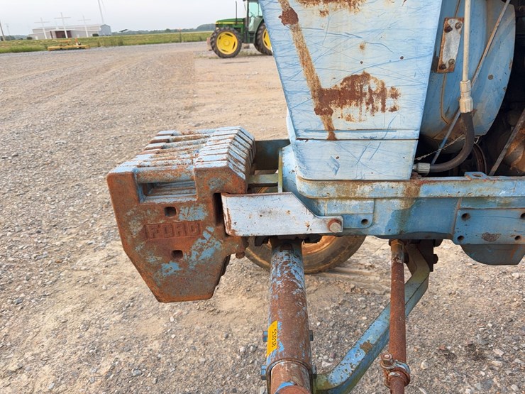 ford-tractor-image-22