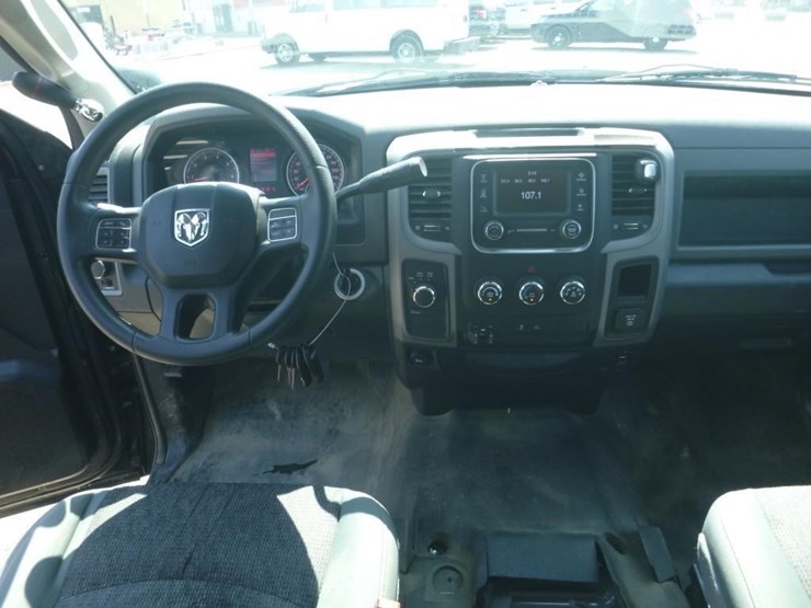 2014-dodge-1500-image-10