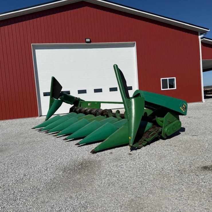 JOHN DEERE 893