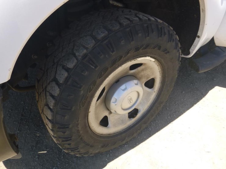 2014-ford-f150-image-15