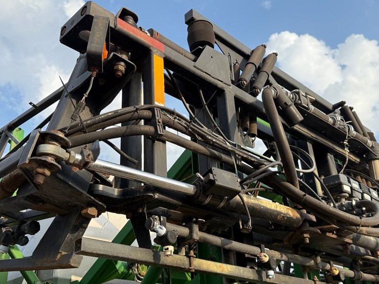 2002-john-deere-4710-image-77