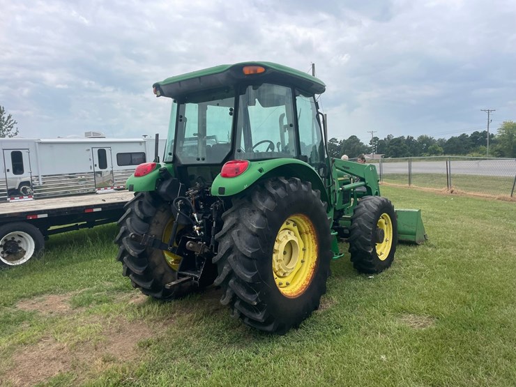 2004-john-deere-5520-image-3