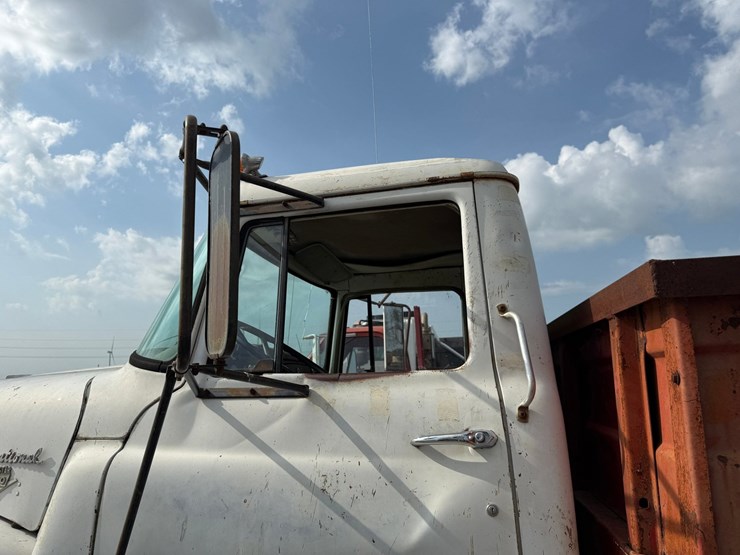 1971-international-loadstar-image-23