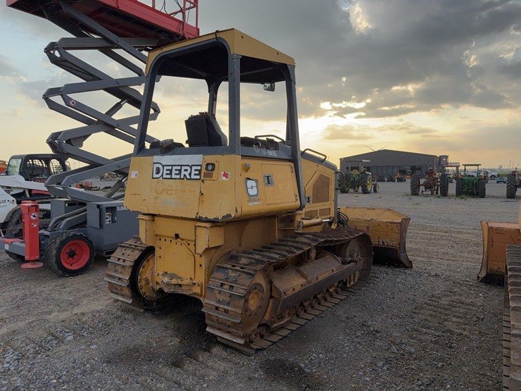 deere-450j-image-4