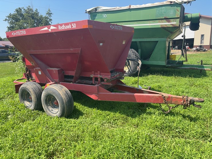 stoltzfus-red-hawk-50-lime-spreader.-image-7