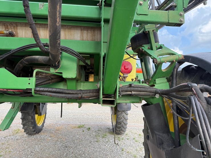 2002-john-deere-4710-image-17