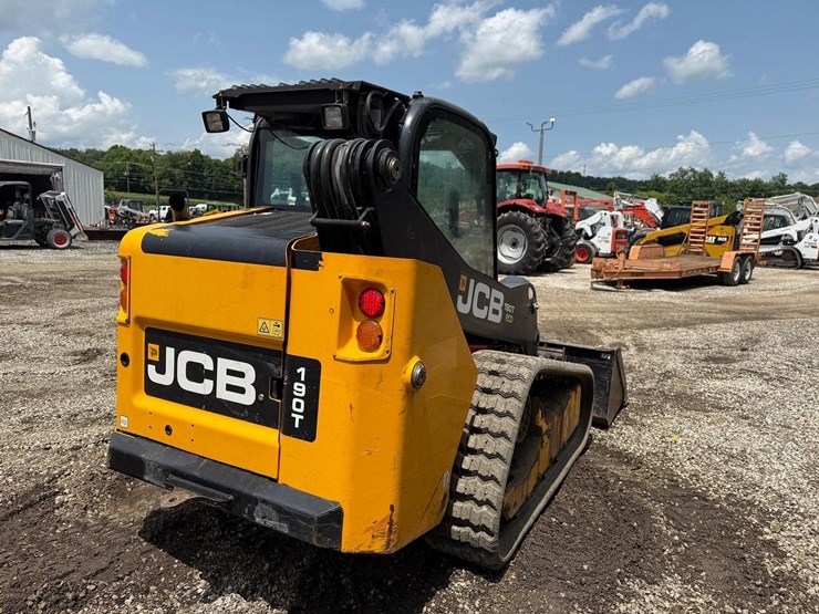 2013-jcb-190t-image-4
