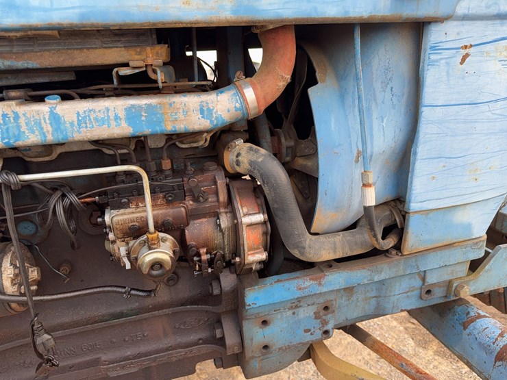 ford-tractor-image-42